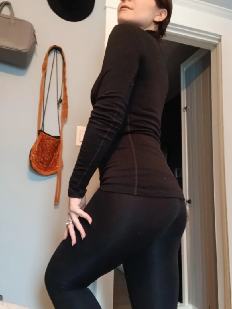 Get your baselayers out, [F]olks!! I hope you stay warm  posted by littlebitofatease3
