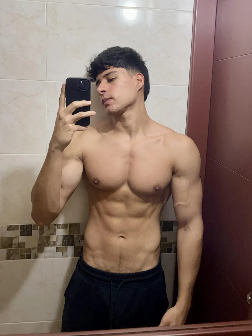 Getting bigger posted by Clay69181