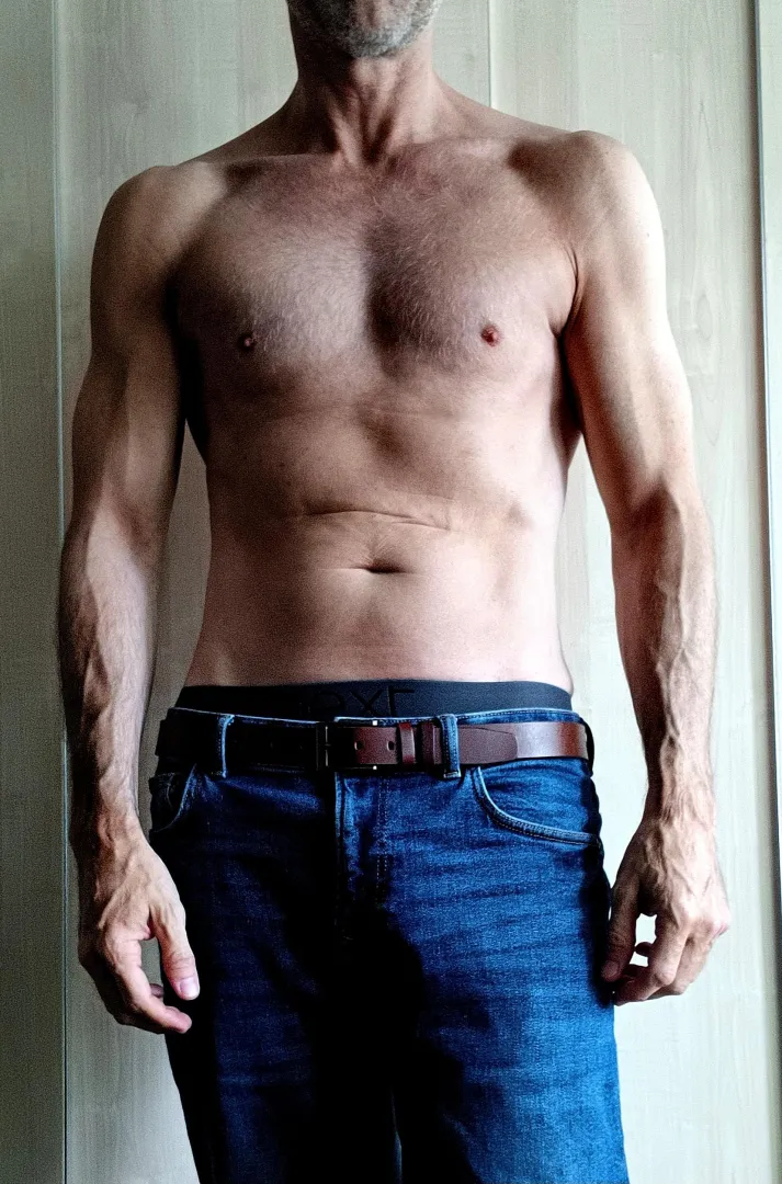 Getting dressed! (52) posted by AdamJosephxxxx