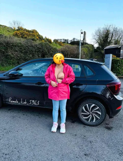 Getting my tits out in the cold ❤️ by Remote_Lab_5963