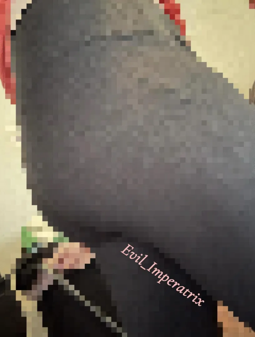 getting off to my pixelated ass? Unbelievable posted by evil_imperatrix