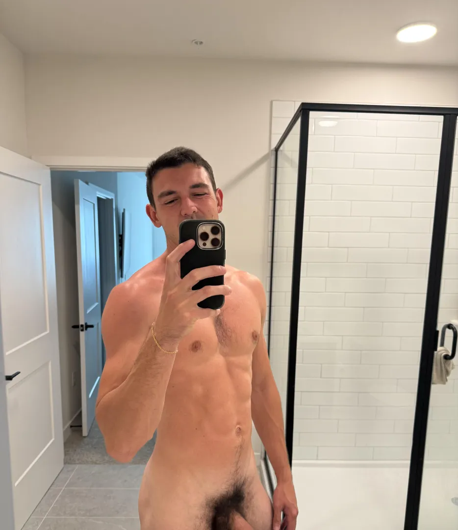 Getting out in the sun ☀️ posted by skyguyy22