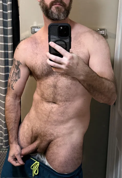 Getting ready to go hit the sauna; maybe it’ll help relieve some of this tension by Suitable_Storm_9373