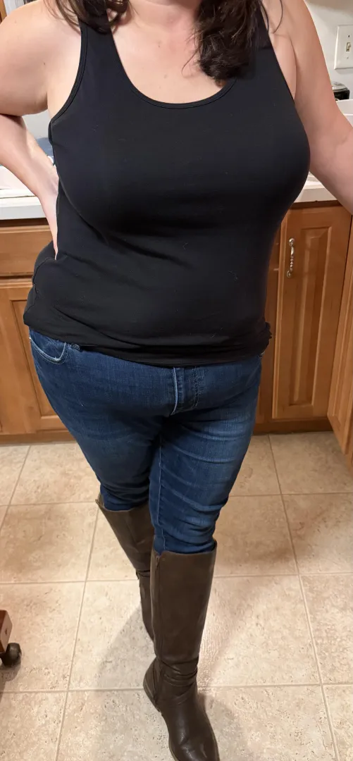 Getting ready to make dinner posted by Mysterious_Ad2689