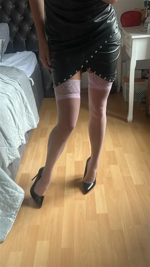 Getting ready to play  by tally_sweetprincess