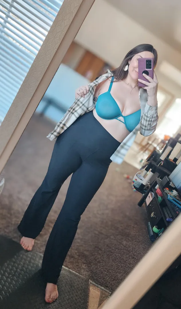 Getting sexier the older I get posted by Delightfulbliss7