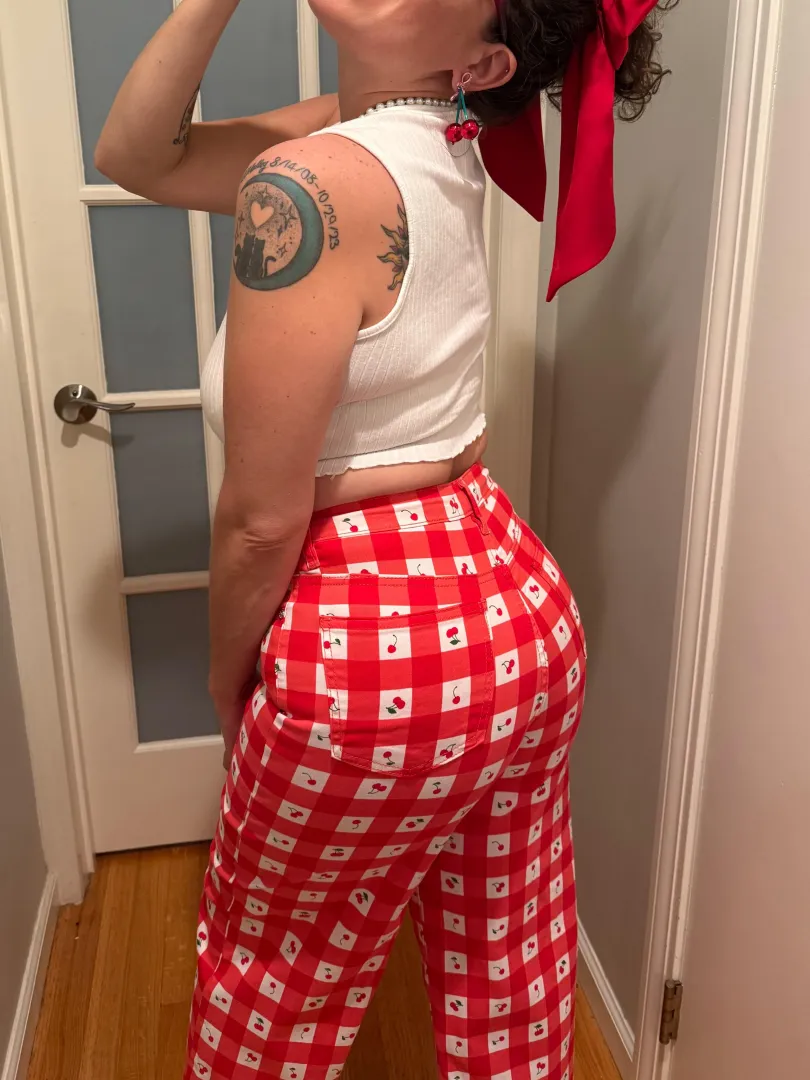GFE ripe for the picking  posted by BabygirlLuneStar