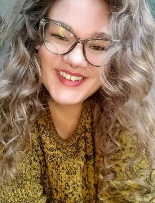 G○○fy selfie in my favourite jumper  by xxohbunnyxx