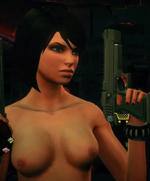 girl boss likes posing topless  (xkirstyrx) by xkirstyr