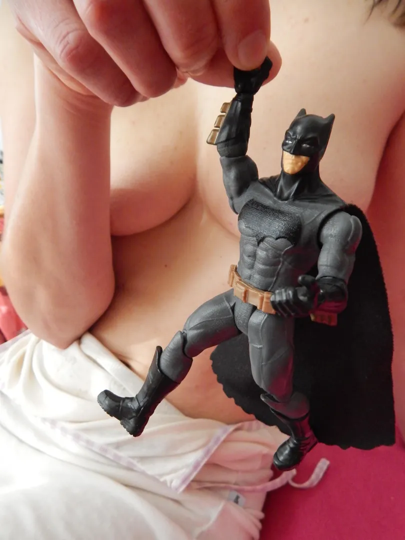 Girls like action figures too posted by isa_bea