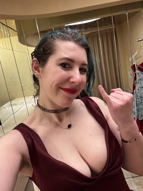 Girls like me deserve so much bigger than you by sirenskiss3