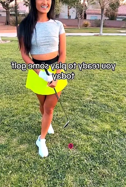 Give me a kiss  by sunshinegolfxo