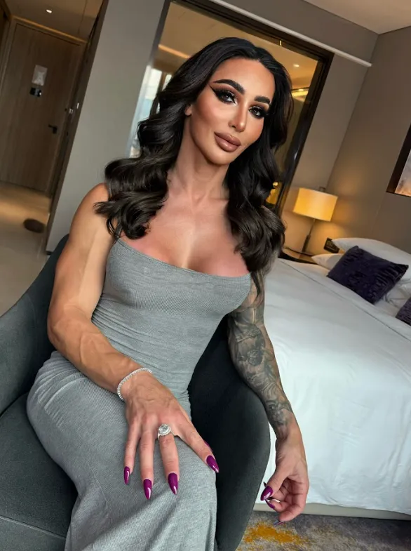 Give me a rating in this pretty dress posted by PeachyVibe2