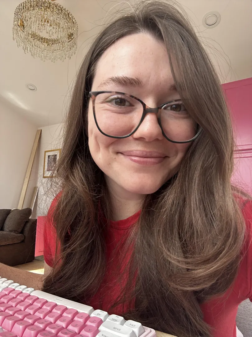 Glasses are the only thing I’m wearing this weekend posted by ViggsH