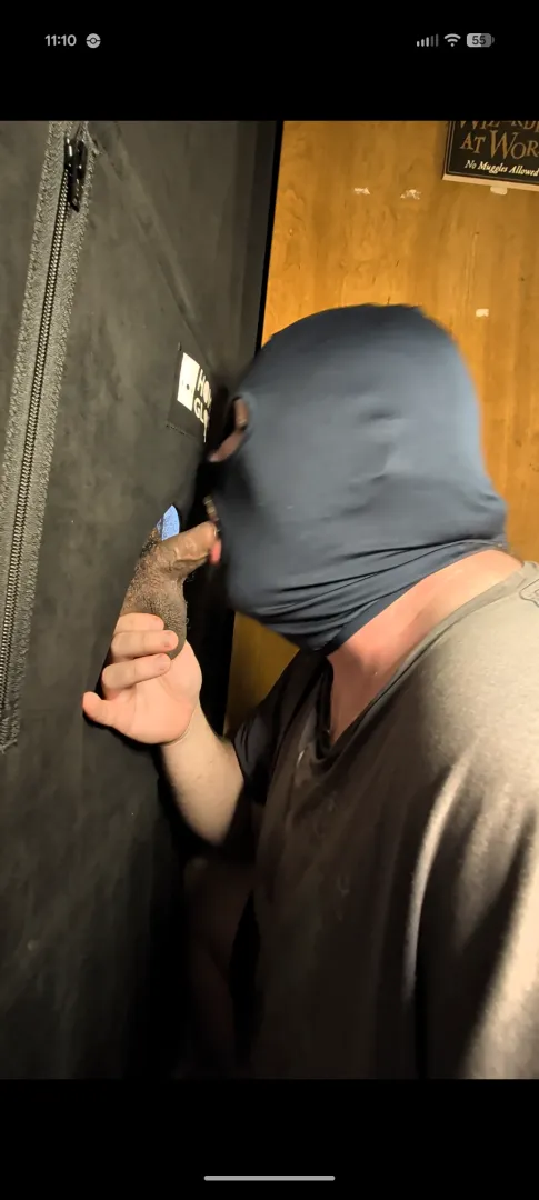 Gloryhole in new castle posted by dudefrompaX