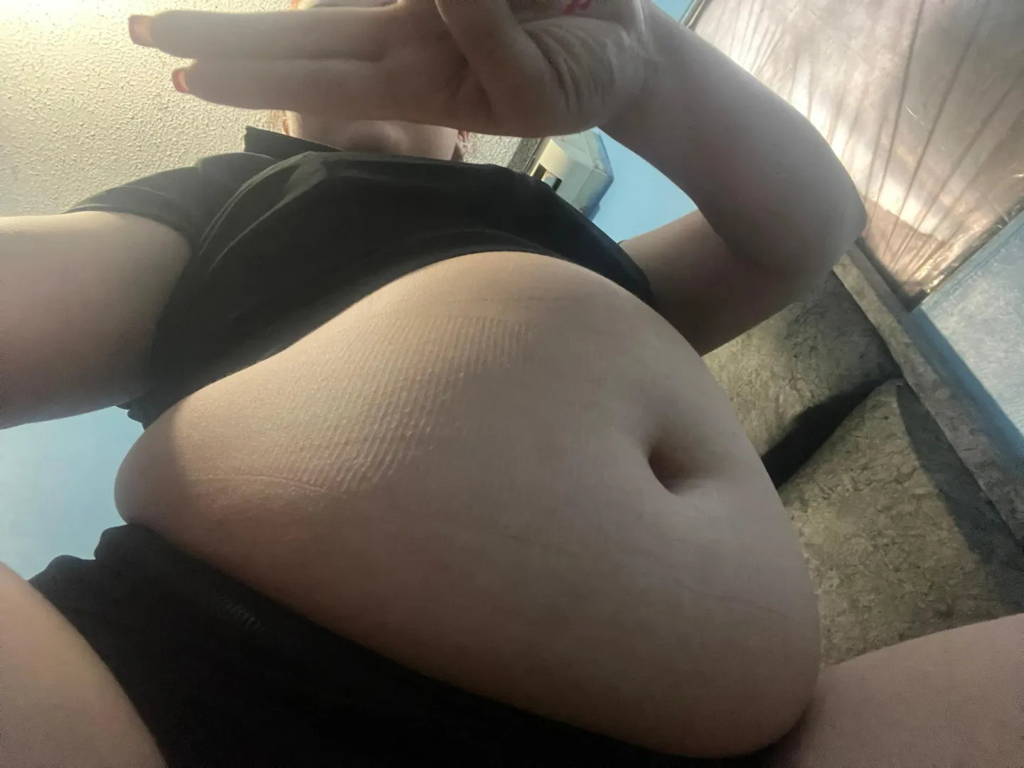 Gluttonous baby  posted by acid_lemonk