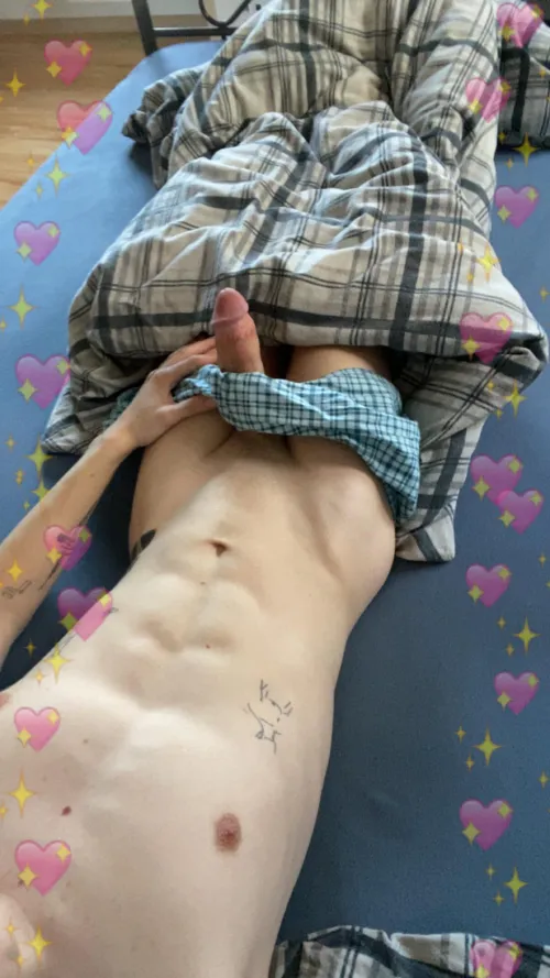Gm from my little girthy cock  by ZziBoi