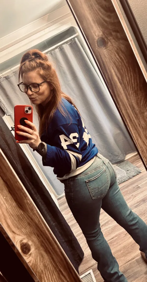 Go Leafs Go  posted by Little_hicktown_xoxo