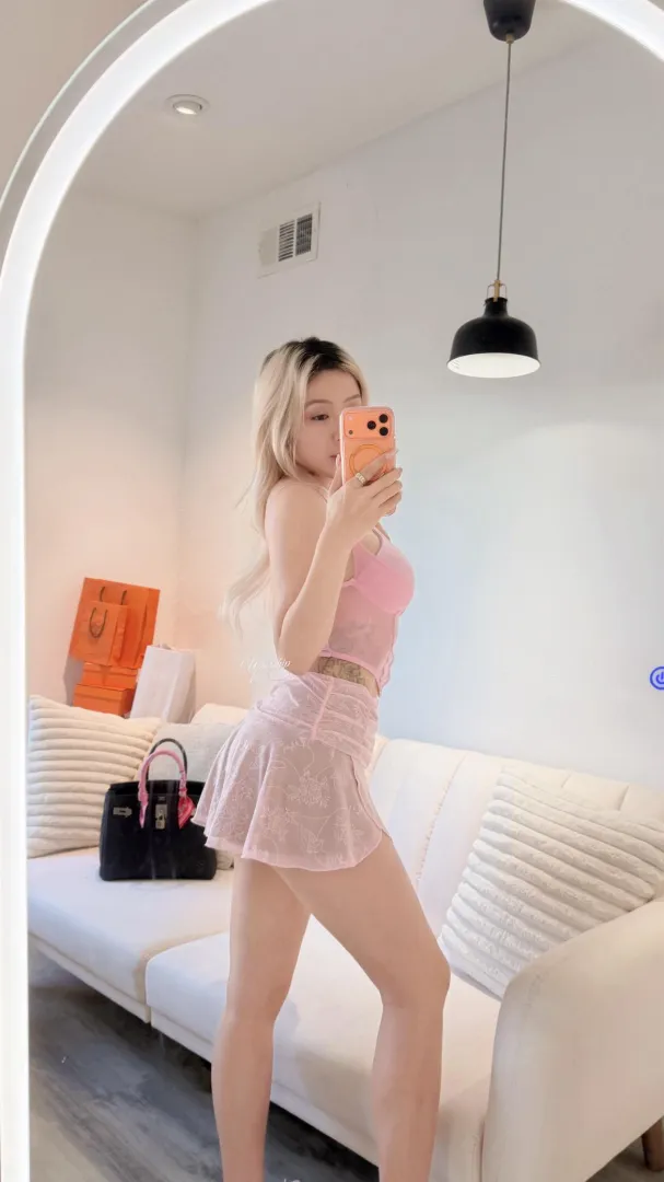 Go on… keep looking. I know you want to. posted by sentgoddessmomo