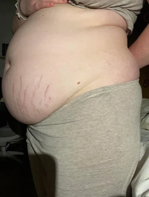 God I can’t stop getting bigger by l1fe0nm4rs1