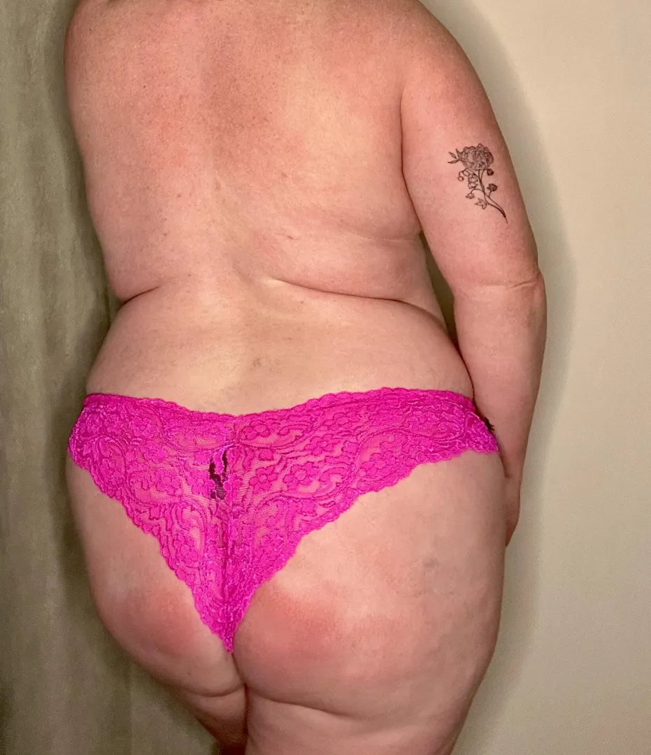 Going Out Tonight!  posted by Bitterbroad2024