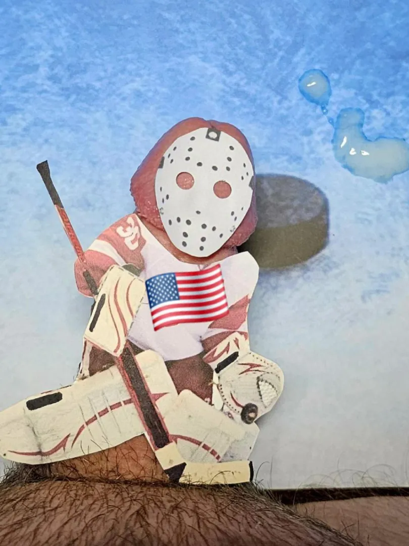 Gold!  posted by EnjoyLifeLikeAMOFO