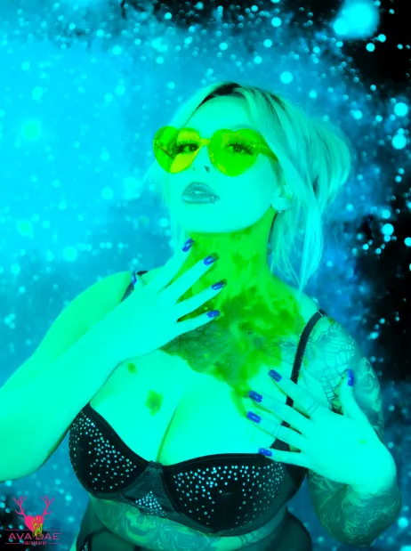 GOO QUEEN posted by AvaDaePhotography