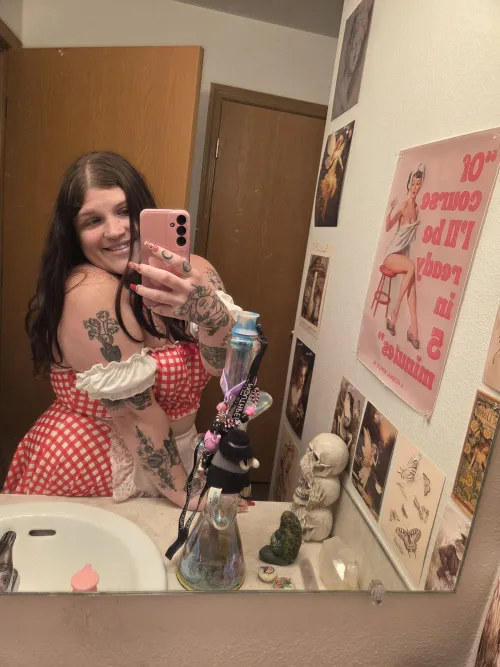 Good afternoon naughty tokers by cannakweeen