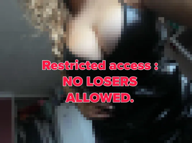 Good boy, stay in pixel mode. by worththetroublex