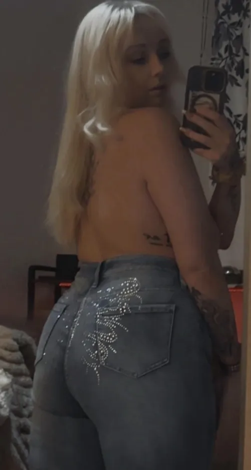 Good moanin’! by Moanin-Lisa98