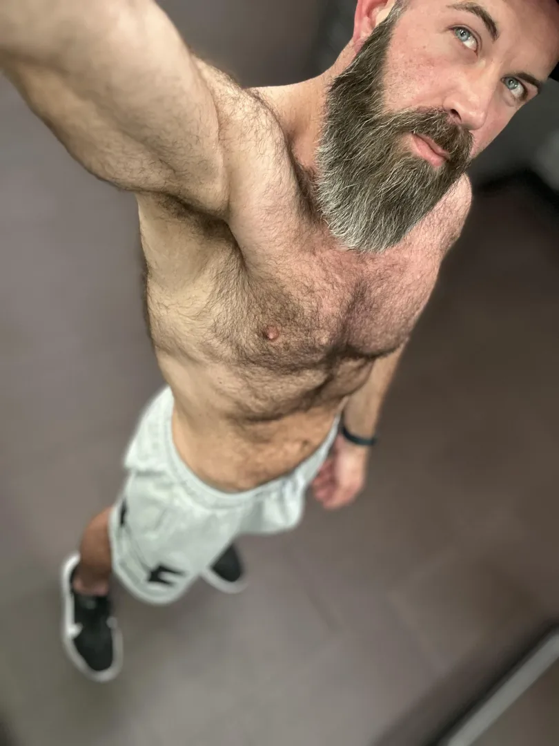 Good mornin! I’m thinking today is beard trim day posted by HungHairyBarber