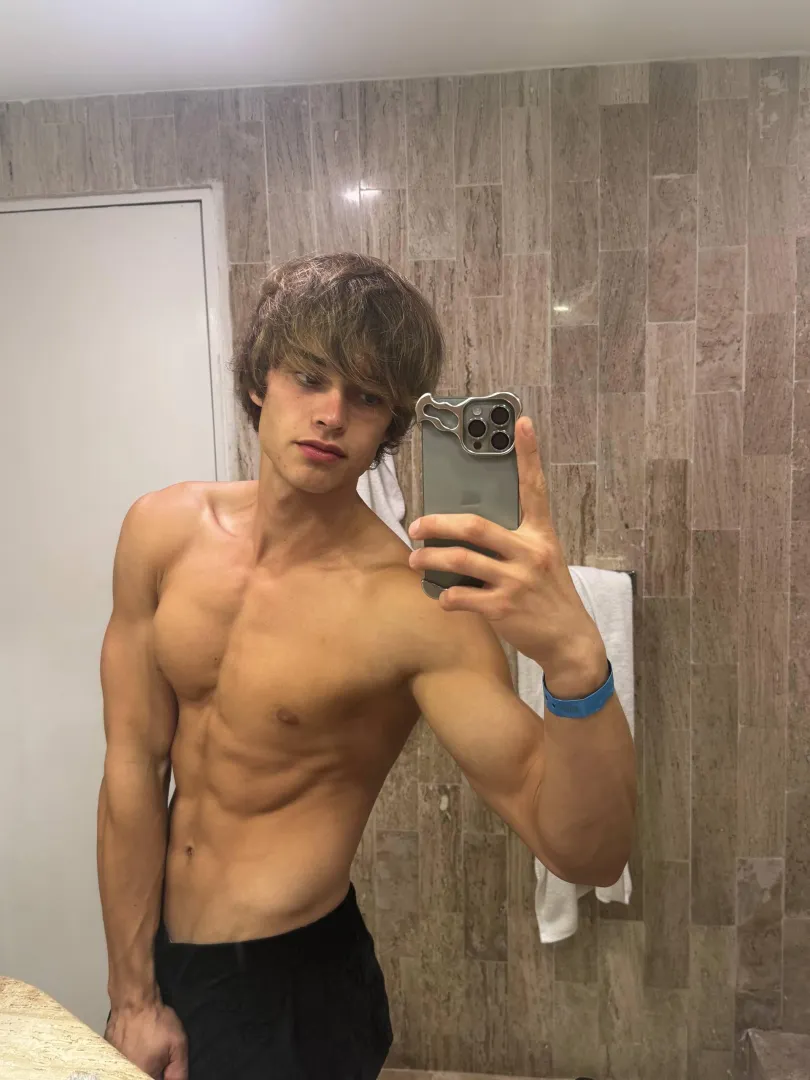 Good morning baby. posted by nova-ashwood