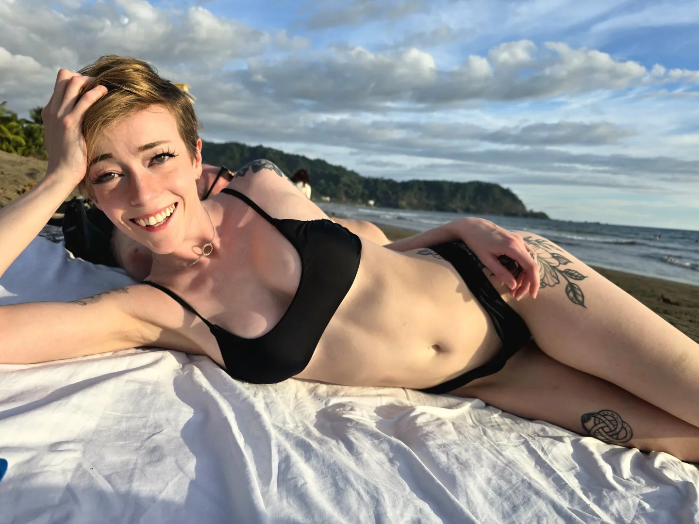 Good morning! Do your affirmations today!✨ 50% off XXX OF  daily posts, no chatters, & truly exclusive content  Piss stuff on Fansly  Talk dirty with me on Sextpanther links in comments  posted by littlerosexo