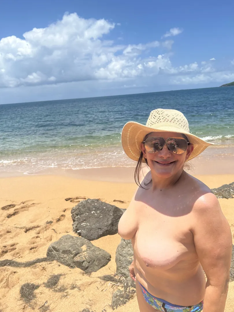 Good Morning From The Beach posted by DignaPR