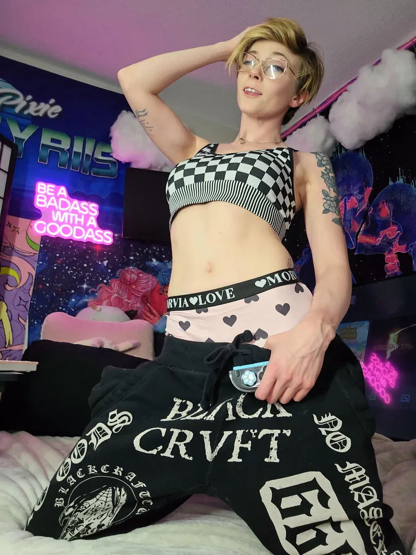 Good morning! Listen to your body today!✨ 50% off XXX OF  daily posts, no chatters, & truly exclusive content  Piss stuff on Fansly  Talk dirty with me on Sextpanther links in comments  posted by littlerosexo