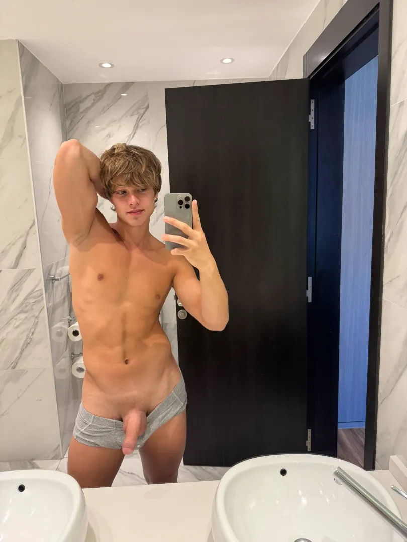 good morning posted by nova-ashwood