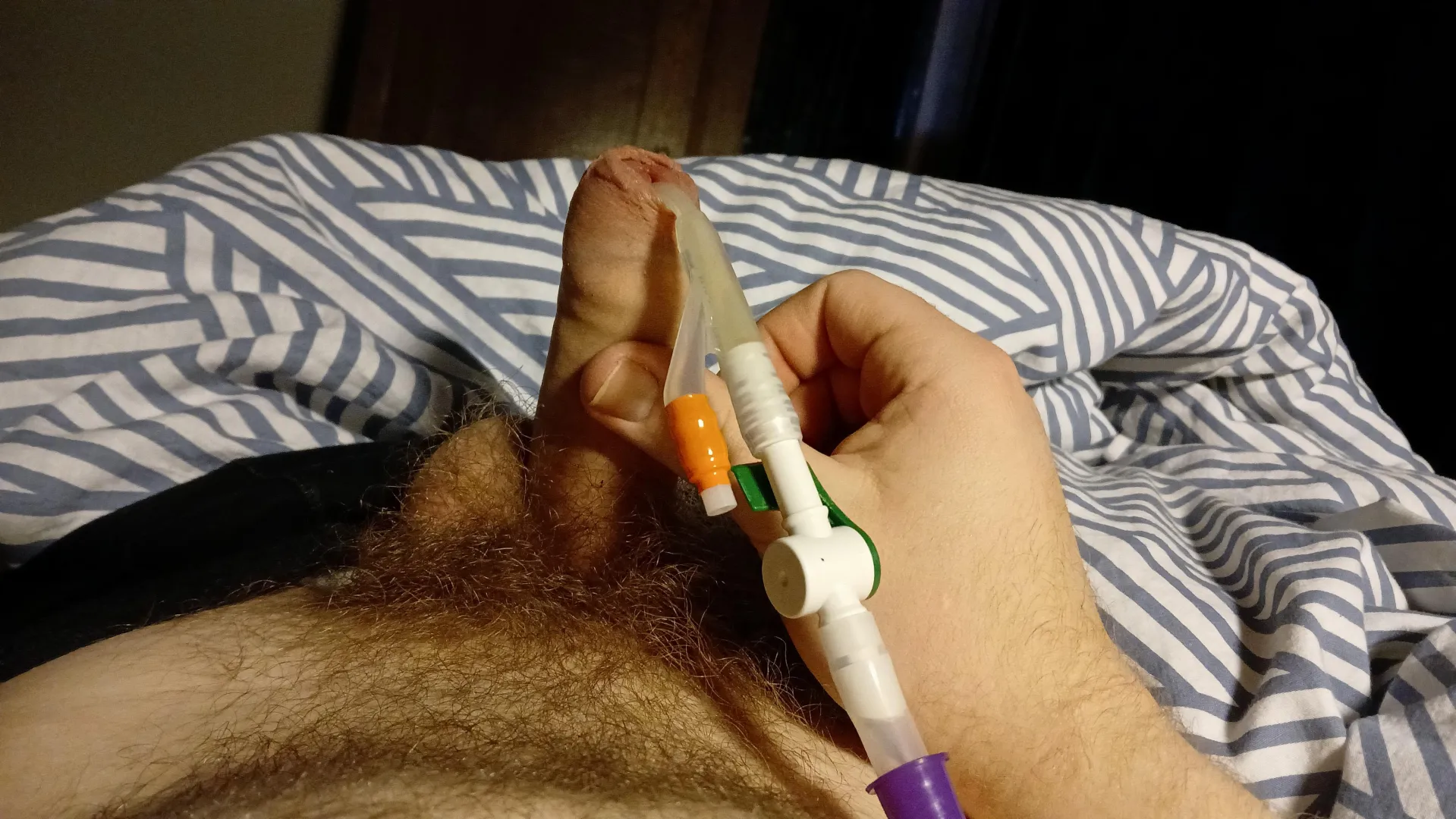 Goodmorning waking up whit a bag full to 1400ml of my pee and a stiff one  posted by baak20001