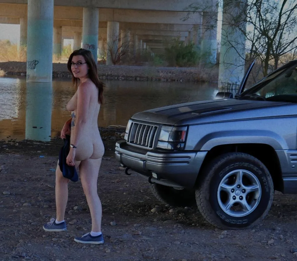 Goodyear Arizona, it was a hot day. posted by ZJgal