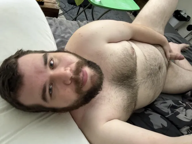 Gooning bear by SnooCakes6910