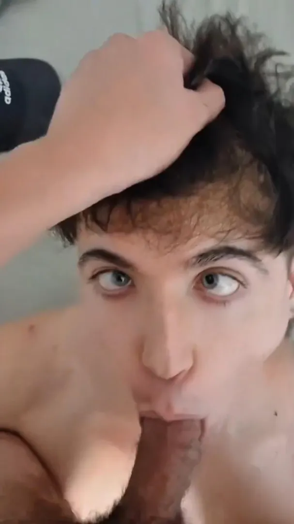 Gooning while sucking my bro dry‍ posted by ripleyttv