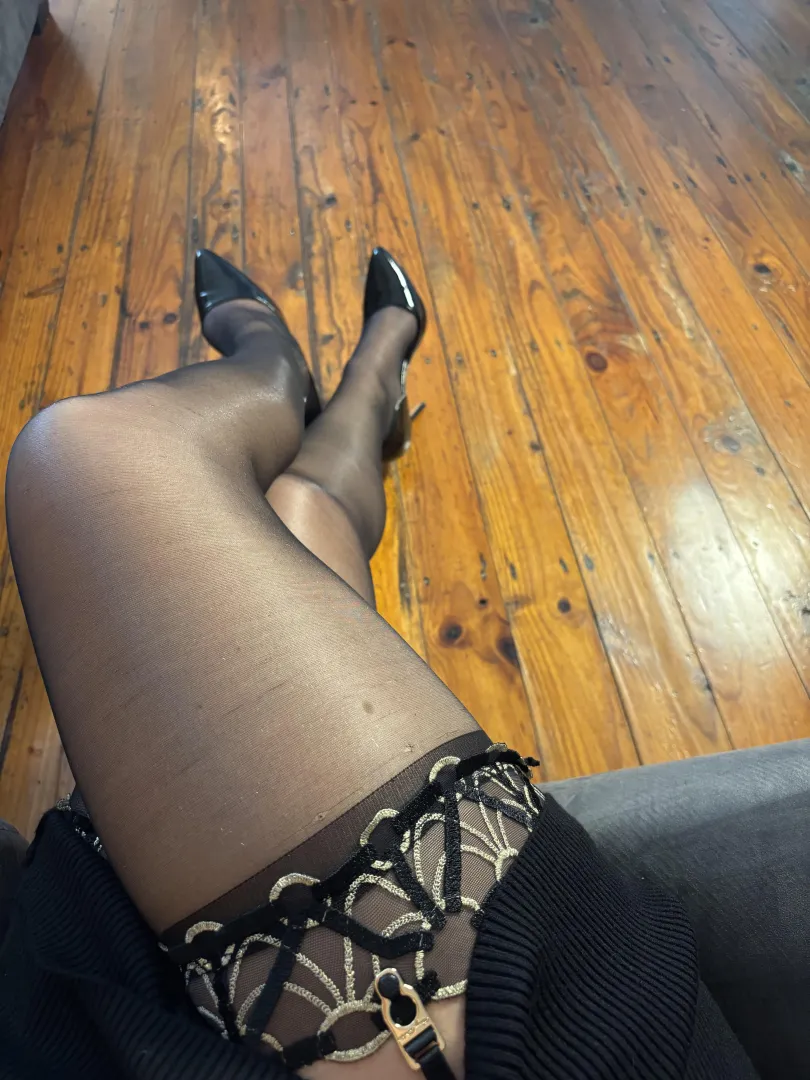 Gorgeous tops posted by Scarlett_Thorne