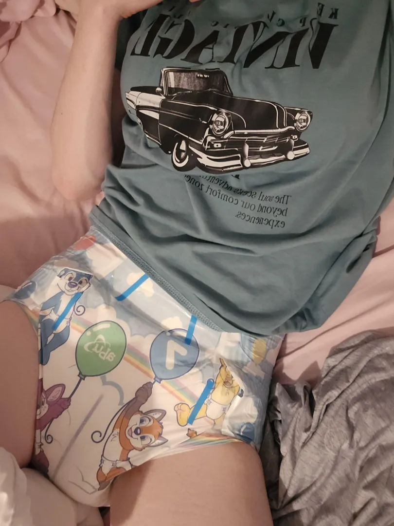 Gosh I Need a change >-< posted by FrozenNachoCheese