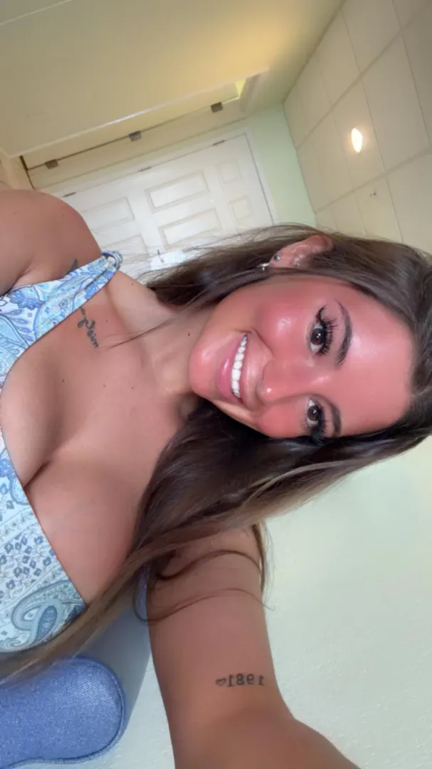 Got a little too sunkissed lol, but im active allll day! TG @kaeangel posted by theonlyangelll