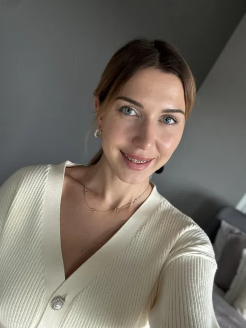 Got new braces, what do you think? by cutest_brooke