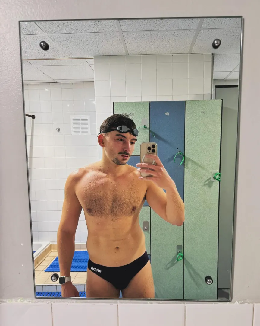 got walked in on taking this  @georgeh3nry posted by nopenotmereally