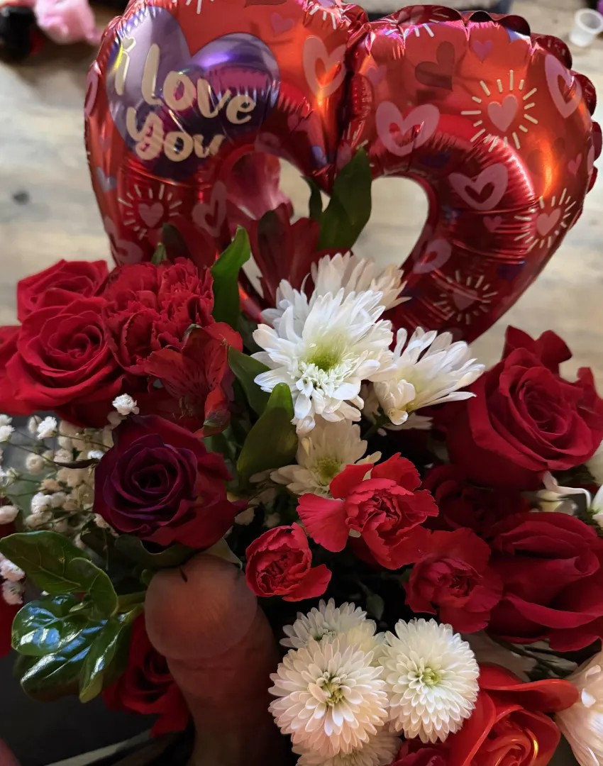 Got you roses posted by Matt_n_John