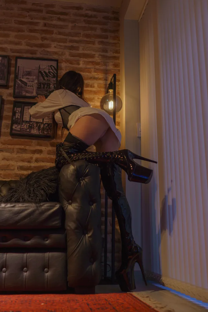 Gotta show off my shiny boots posted by chpeksy