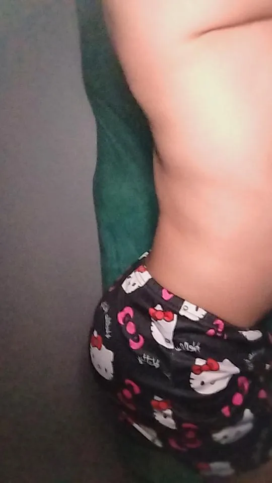 Grab my back right now posted by ShiderTook11