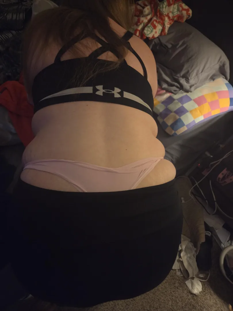 Grabbing my shirt posted by onlyfans38s