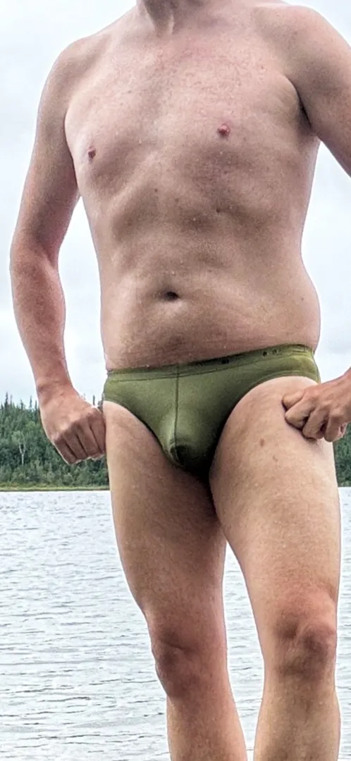 Green posted by Jacadie